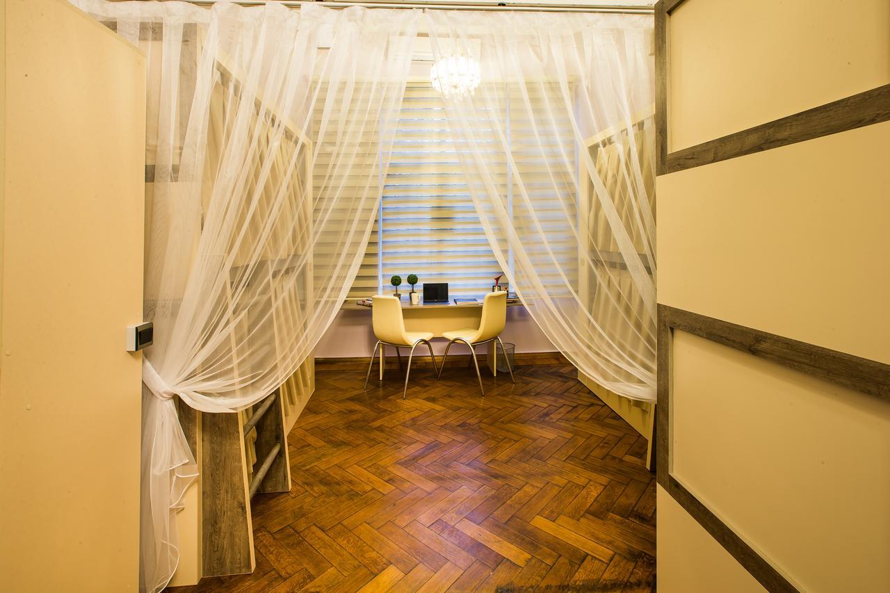 באקו Khamsa Hostel מראה חיצוני תמונה